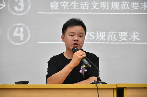 091201(qing)סУ I(yng)찲ȫסޭh(hun)ˮЌ(zhun)_(ki)ס(hu)h-С3_.jpg